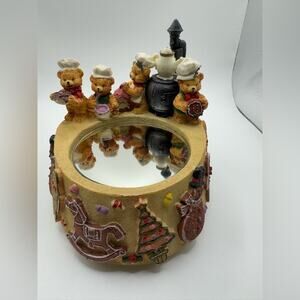 Music Box / Teddy bear Baking Christmas cookies / musical mirror / Vintage